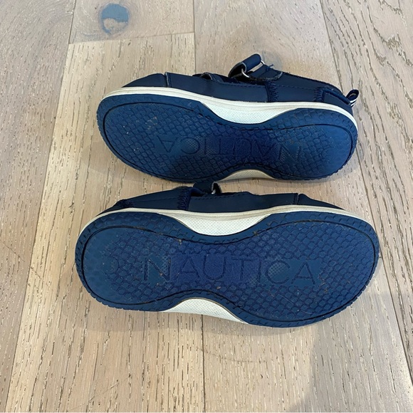 2/$15 🍍 Nautical Toddler Water Shoes / Sandals - Picture 4 of 5